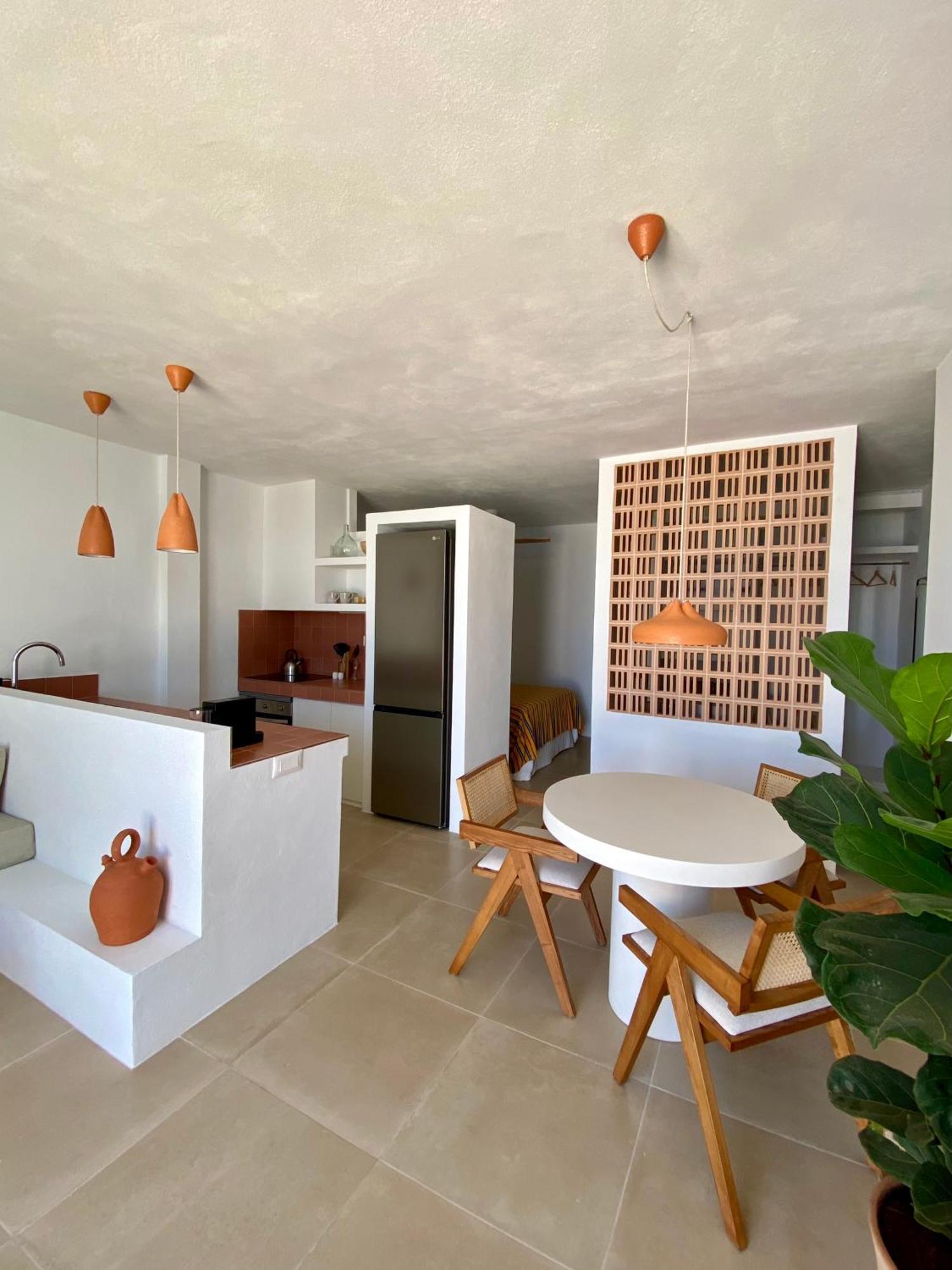 Casa Costa Apartments Бахамар Екстериор снимка