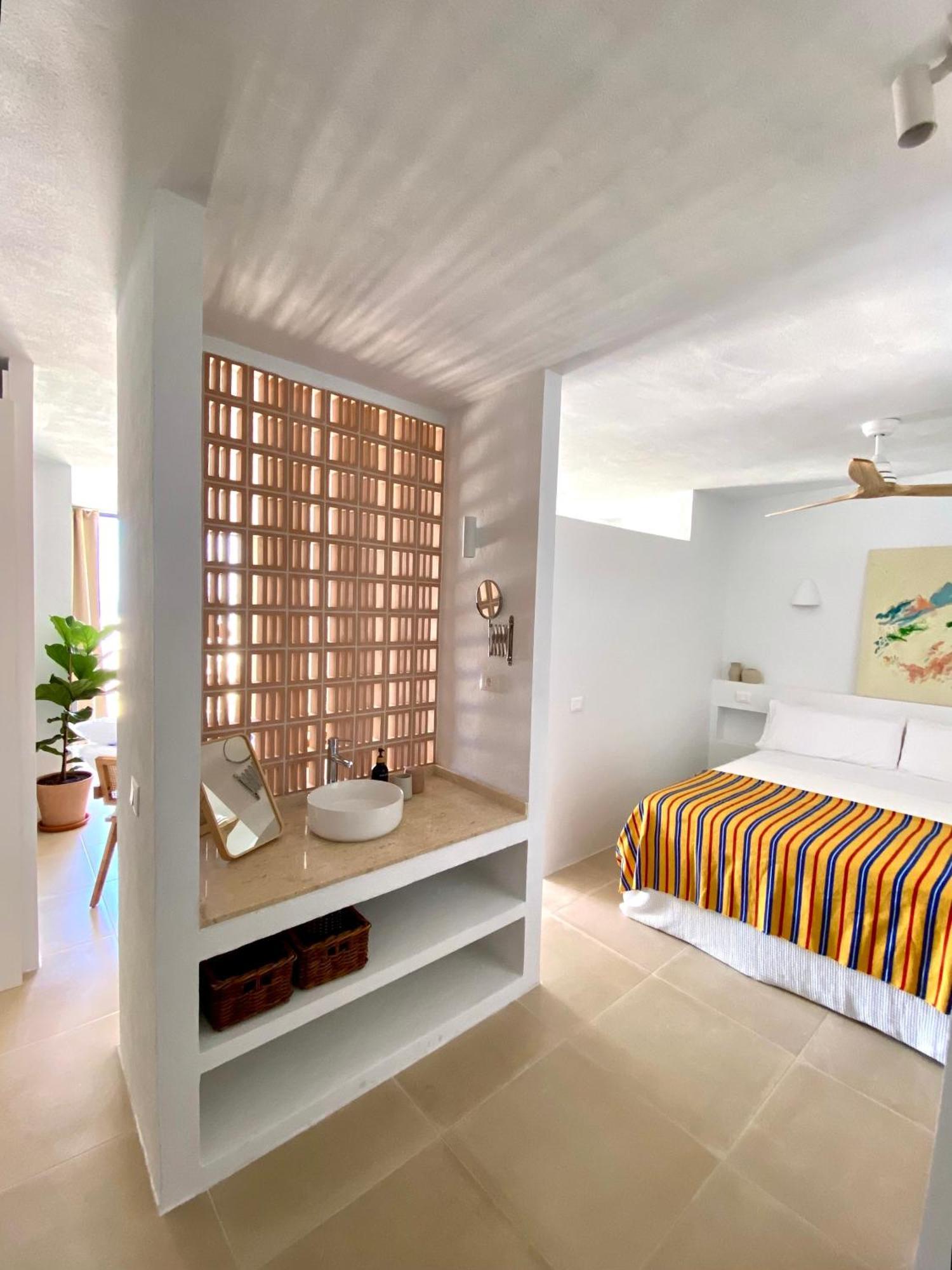 Casa Costa Apartments Бахамар Екстериор снимка